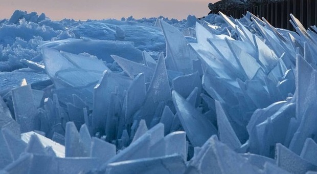 La lettera dei ricercatori: «Coprire i ghiacciai non aiuta a proteggerli»