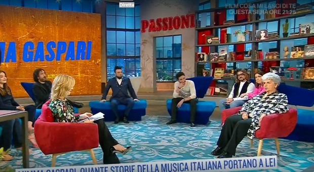 Mimma Gaspari a “Oggi è un altro giorno”: «Quando Gianni Morandi voleva smettere di cantare»
