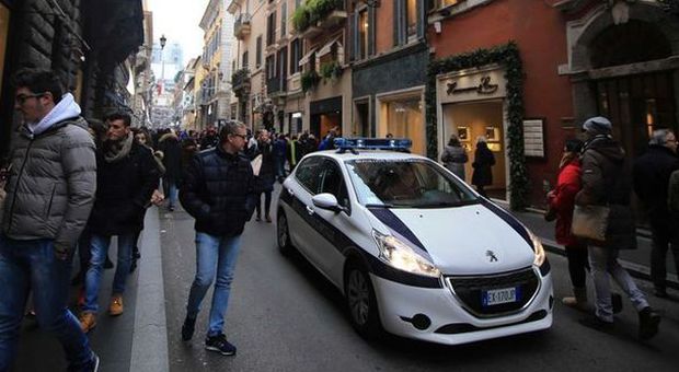 Vigili malati a Roma a capodanno, Marino non esclude licenziamenti