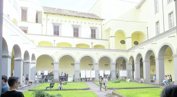 Università Federico II, aula intitolata al professore Nicola Grana nella sede di Porta di Massa