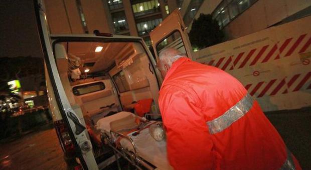 Rogo doloso, distrutte due ambulanze della cooperativa: paura e inchiesta