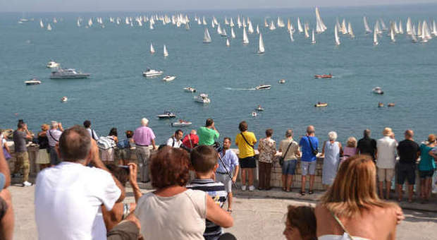 Ancona, si avvicina la Festa del Mare col pesce Ermete, le liturgie e la regata
