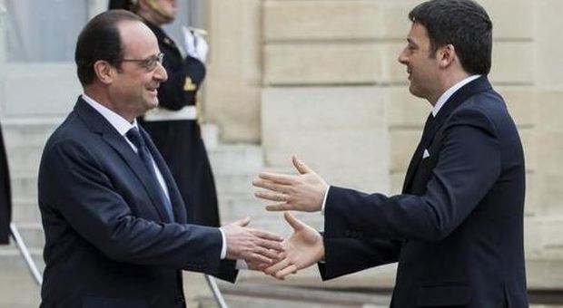 Renzi a Parigi incontra Hollande: vertice bilaterale contro l'Isis
