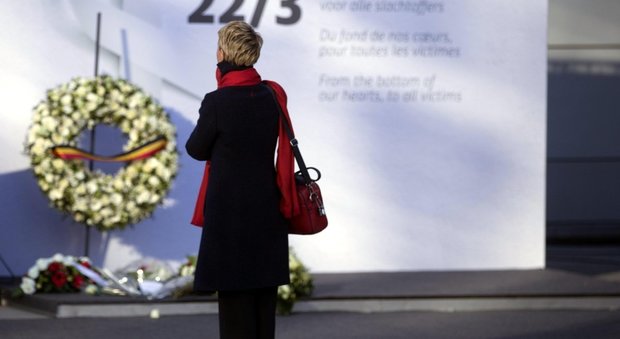 immagine Bruxelles ricorda gli attentati a un anno dalle stragi in aeroporto e in metropolitana