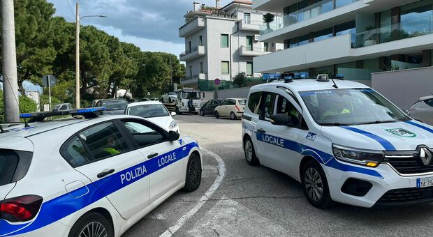 Ancona, incidente in via Trieste: 5 persone in ospedale, feriti tre bambini