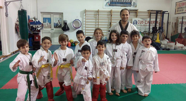 Taekwondo Caserta, i giovani atleti fanno il pieno di medaglie al campionato interregionale forme