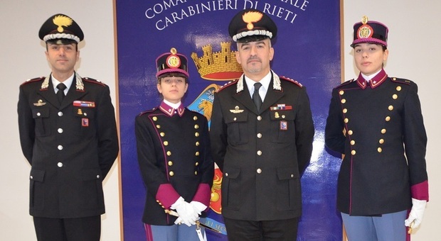 Tre allievi ufficiali dell'Accademia militare di Modena in visita al comando provinciale carabinieri