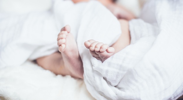 Coronavirus. Positiva al parto: il bimbo è sano «Ma non l'ho potuto abbracciare» (Foto di Pexels da Pixabay)