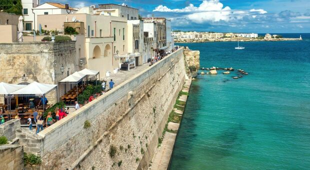 Otranto, mascherina anche all'aperto? Una fake news: la smentita del Comune