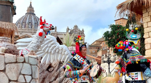 Vaticano, il presepe viene dal Perù: condor e pastori andini suonano il flauto come gli Inti Illimani