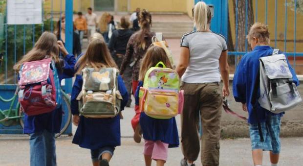 Più frutta, verdura e latte gratis ai bambini delle Elementari: dall'Unione Europea arrivano 148 milioni di euro