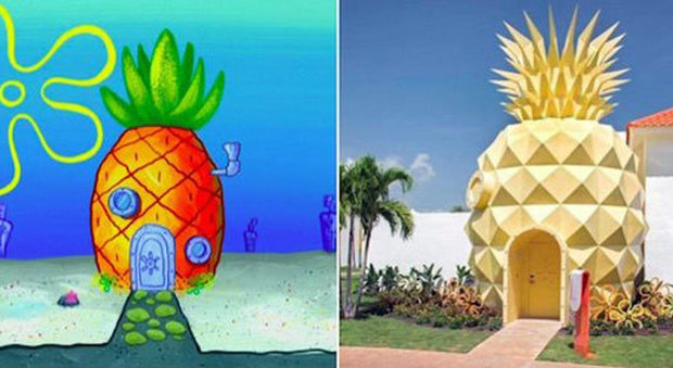 La casa di SpongeBob e, a sinistra, quella costruita a sua immagine e somiglianza in un resort della Repubblica Dominicana (Nick Resort Punta Cana)