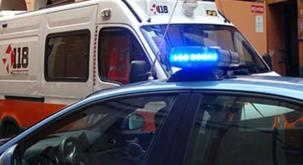 Incidente a Roma tra un furgone e un'auto, 5 feriti: due sono molto gravi