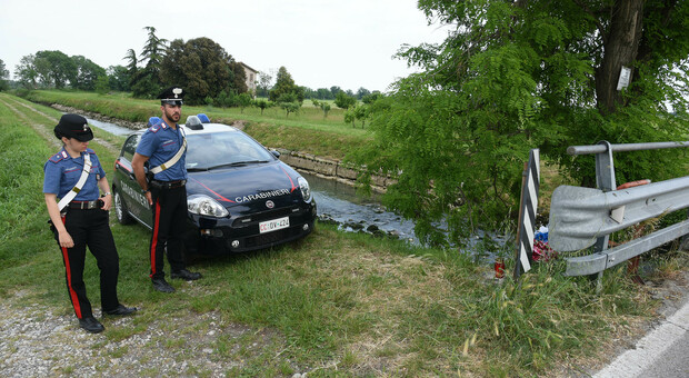 Il canale di Visnadello in cui sarebbe stato gettato il corpo della 31enne trovata morta nel Piave