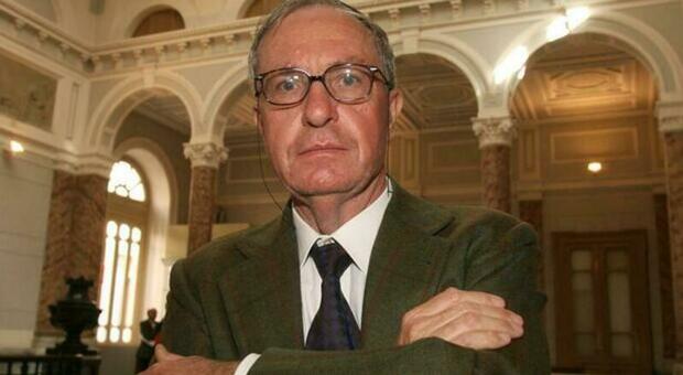 Salerno, il Premio Sele d'Oro ricorda il professore Mario Raffa