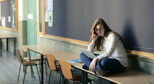 Voti più bassi e anni per la laurea: quali sono le università più "difficili" d'Italia? La classifica