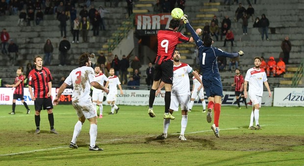 L'Ancona in azione in campionato