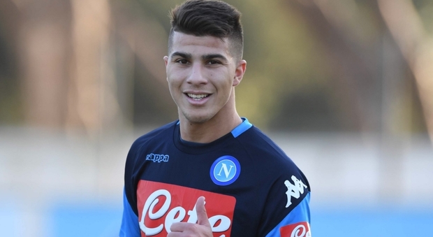 Napoli, Machach ha convinto Sarri: «Può giocare anche esterno alto»