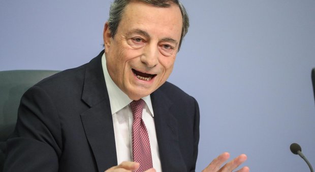 Draghi: «Bce non si piegherà alle esigenze dell'Italia, ma ho fiducia in un accordo»