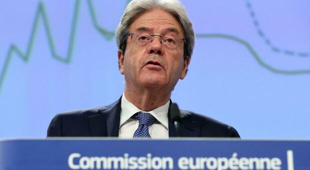 Draghi, Gentiloni: «La Ue in apprensione. All’Italia mai come ora serve un leader forte»