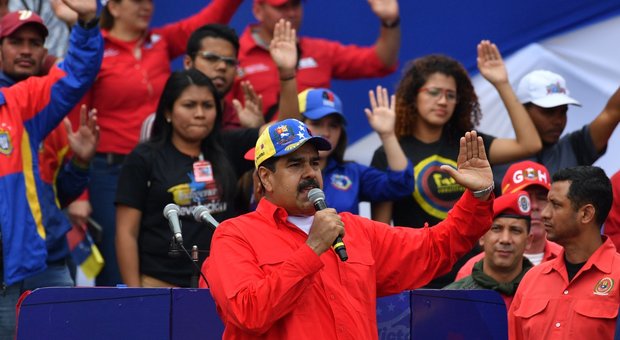 Venezuela, il sottosegretario agli Esteri Picchi: «Maduro lasci, nessuna solidarietà da Roma»