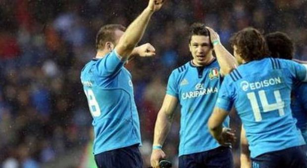 Rugby, Sei Nazioni, Parisse: «E' la vittoria di tutta la squadra: dai veterani ai giovani al debutto»
