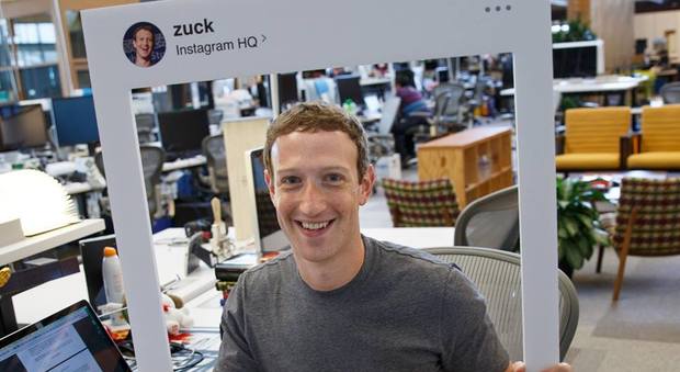 Facebook, record miliardario di utili Zuckerberg: «Felici della crescita»