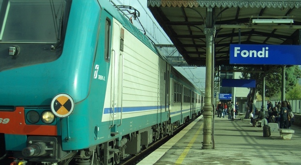 Treni regionali, Zingaretti: «Li utilizzano il 3% in più»