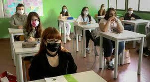 Unesco, più ragazze a scuola. Ma il Covid accentua le discriminazioni