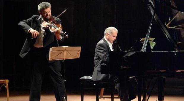 Concerto di Danilo Rossi a Salerno il 18 marzo: al Verdi la prima viola della Scala