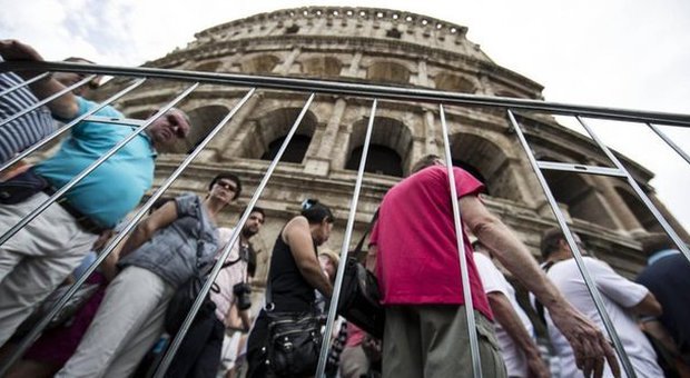 Colosseo chiuso, la Cgil: possibile sciopero a ottobre