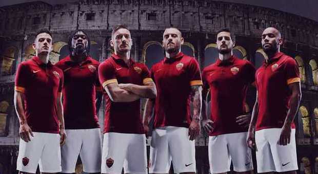 Ecco la nuova maglia della Roma la presentazione sul sito della Nike
