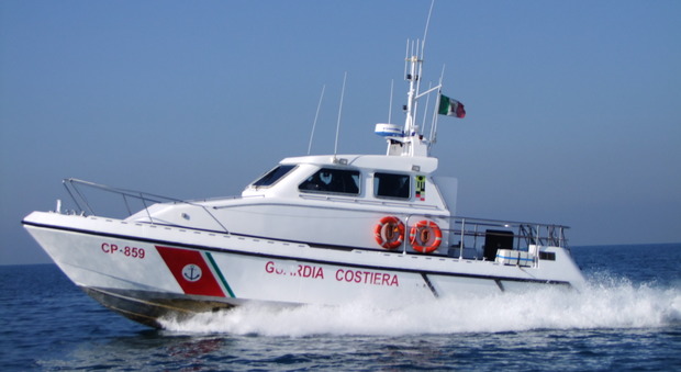 Tragedia su una nave diretta a Genova: muore bimba di due anni