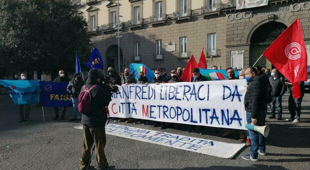 Ctp, la Regione Campania in campo: «Ripristineremo i servizi»