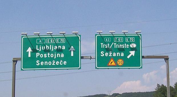 Autostrada slovena chiusa per lavori: disagi in vista con il traffico pesante in A4