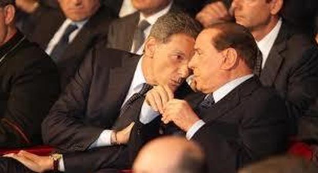 Berlusconi: «Presto a Napoli per sostenere Lettieri: andrà al ballottaggio e darà la svolta allo stadio San Paolo»