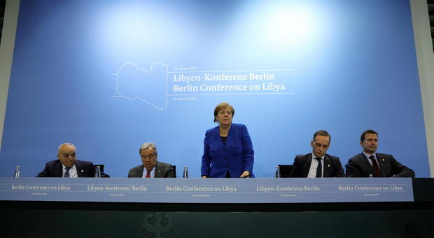 Libia, Sarraj: «Europei arrivati tardi e divisi». Salta la conferenza stampa congiunta