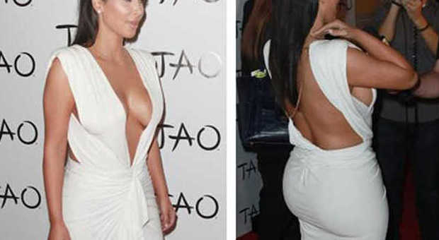 Kim Kardashian super sexy per il suo compleanno al Tao Nightclub
