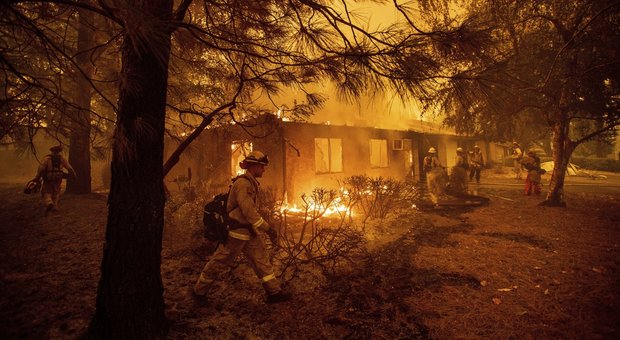 California, 71 morti negli incendi: ancora mille dispersi
