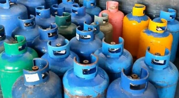 Sabaudia, allarme villette: «Bombole del gas fuorilegge». I proprietari rischiano una denuncia