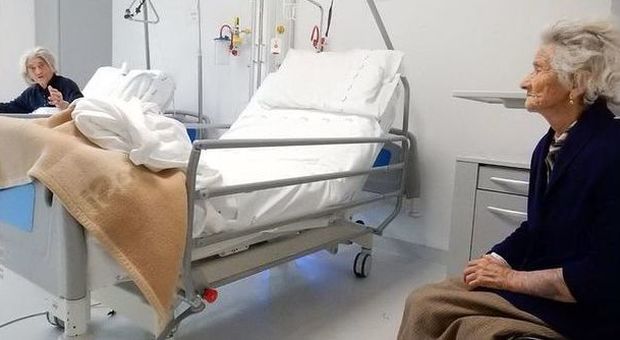 Le due anziane rapinate in ospedale