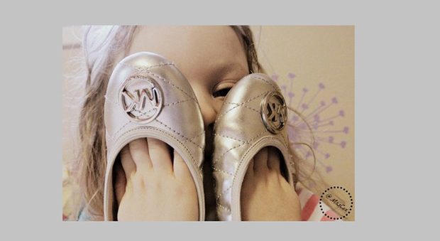Michael Kors crea la prima linea di scarpe per bimba