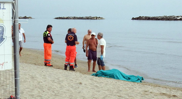 E' di una donna 71enne di Monsampolo il cadavere ritrovato lungo la spiaggia