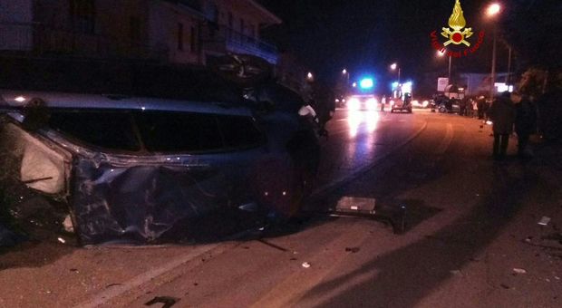 Schianto Bmw-Hyundai: 5 feriti: c'è anche una bimba