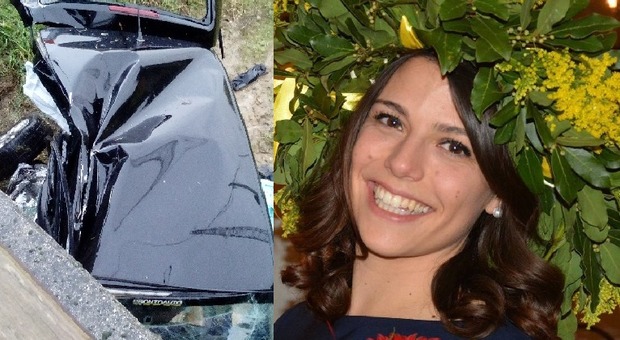 Sbanda e finisce con l'auto sotto al ponte: Chiara muore a 26 anni