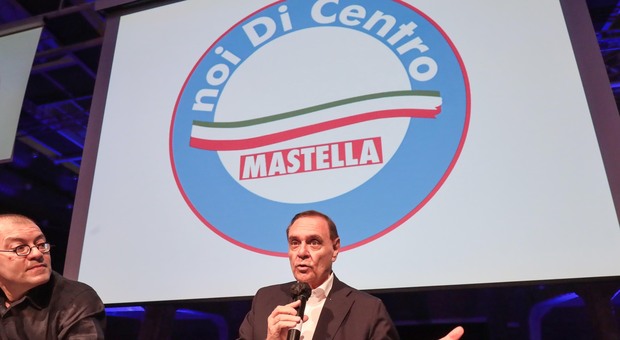 Da Mastella la chiamata per le «truppe» di centro: apre a Renzi, no a Salvini