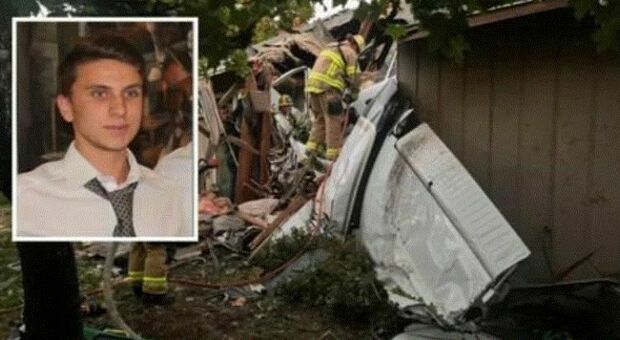 Michele Cavallotti, 22enne di Crema morto in un incidente aereo in Oregon: il velivolo schiantato su una casa. Sognava di fare il pilota