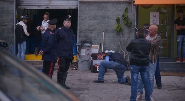 Napoli, sparatoria a Bagnoli: ferito 37enne
