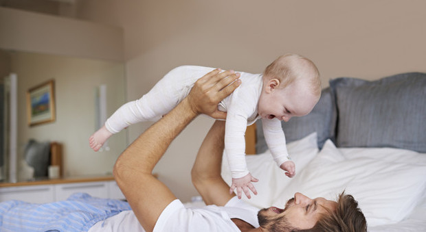 Boeri (Inps): rendere obbligatoria paternità di 15 giorni