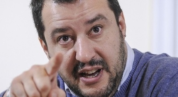 Arriva Salvini a Catania, sequestrate 31 torce fumogene